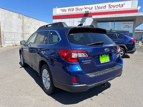 Used 2017 Subaru Outback 2.5i Premium AWD/4WD image 5