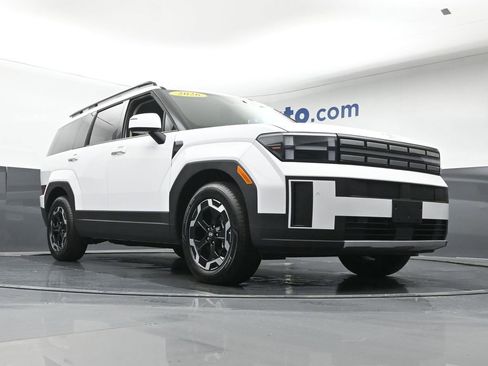 Used 2026 Hyundai Santa Fe SEL image 25