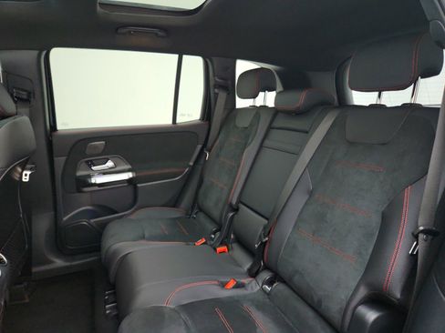 Certified 2024 Mercedes-Benz GLB 250 image 28