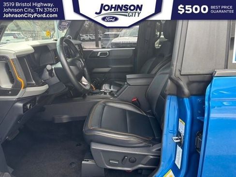 Used 2023 Ford Bronco Badlands w/ Sasquatch Package AWD/4WD image 21