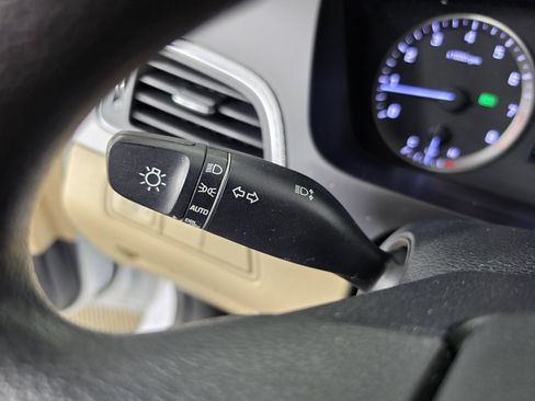 Used 2016 Hyundai Sonata SE FWD image 25