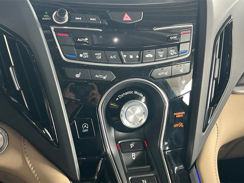 Certified 2023 Acura RDX w/ Technology Package image 18