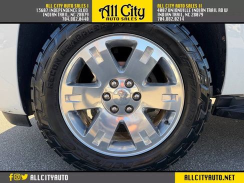 Used 2011 GMC Yukon SLT w/ SLT-2 Equipment Package image 36