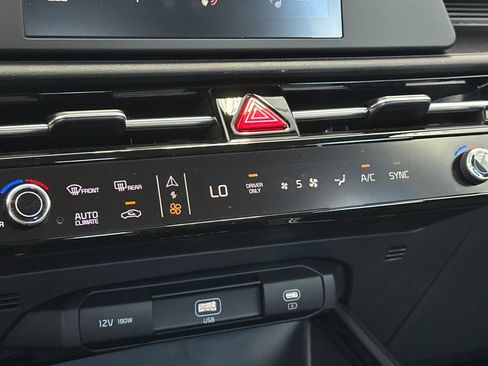 New 2026 Kia Niro LX image 20