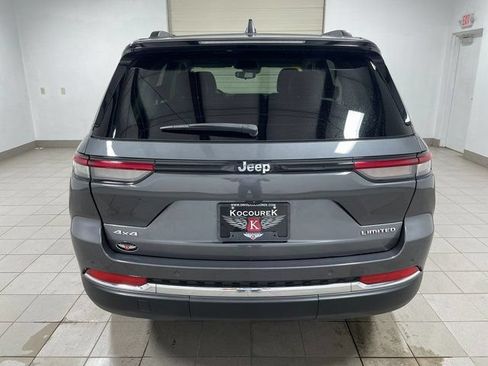 Used 2023 Jeep Grand Cherokee Limited AWD/4WD image 5