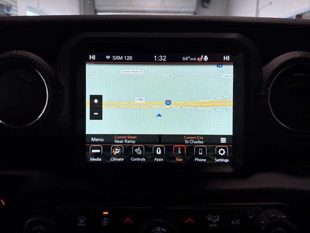 Used 2021 Jeep Gladiator Overland AWD/4WD image 8
