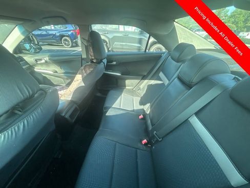 Used 2013 Toyota Camry SE FWD image 8