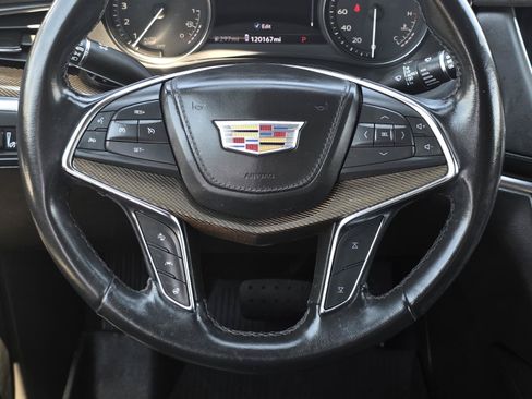Used 2022 Cadillac XT5 Premium Luxury w/ Platinum Package AWD/4WD image 14
