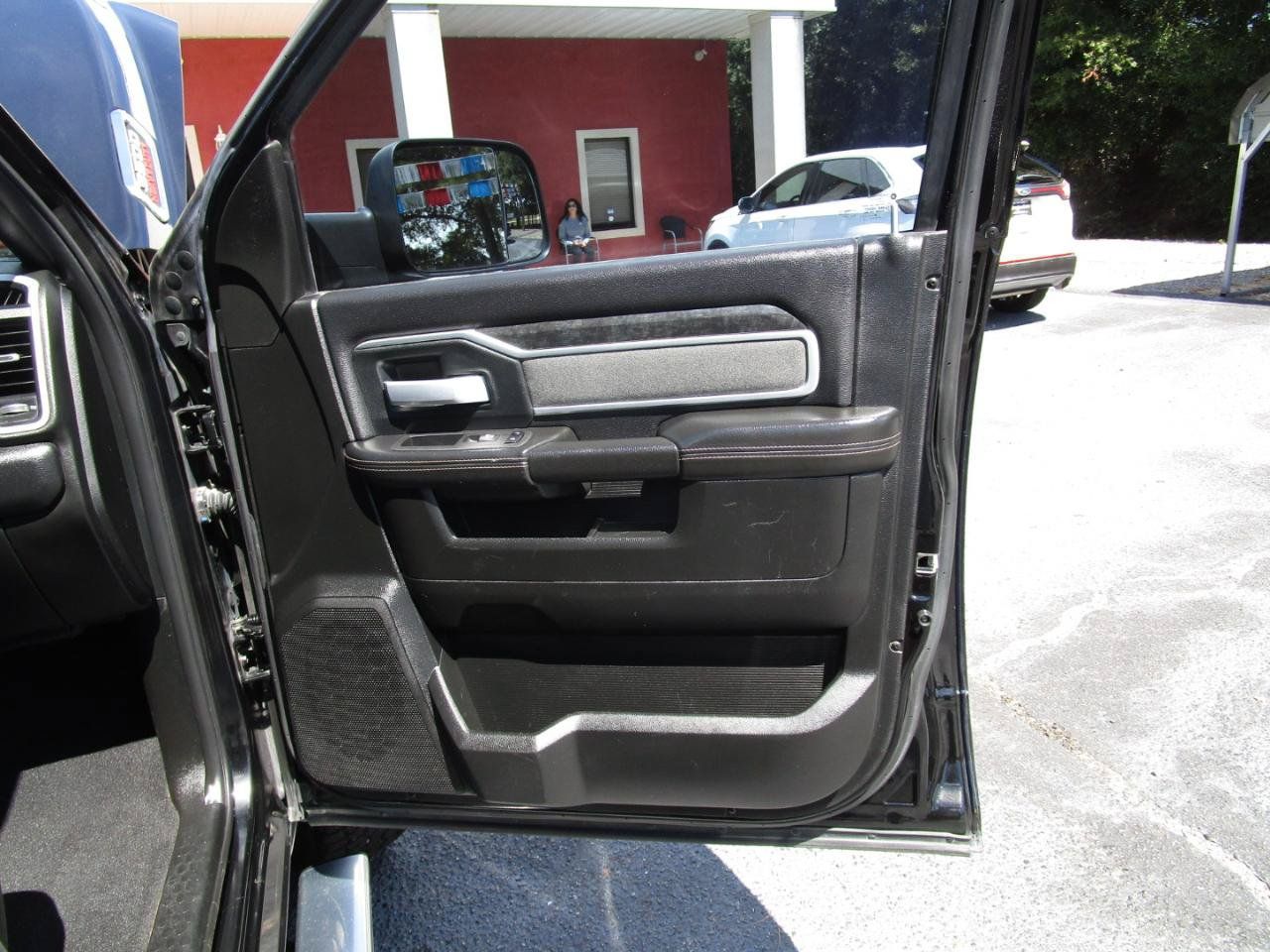 Used 2020 RAM 3500 Lone Star w/ Level 2 Equipment Group AWD/4WD image 30