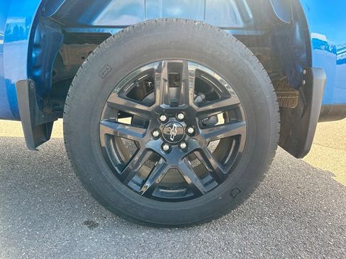 Used 2023 Chevrolet Silverado 1500 Custom w/ LPO, Dark Essentials Package AWD/4WD image 38