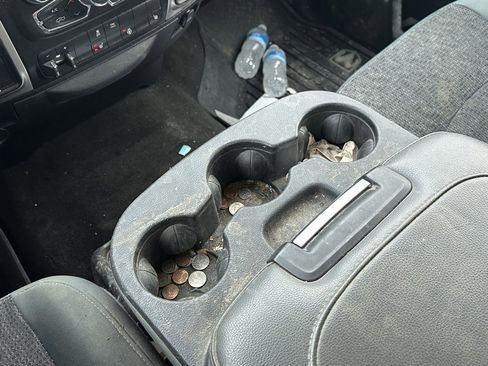 Used 2018 RAM 2500 Big Horn image 27