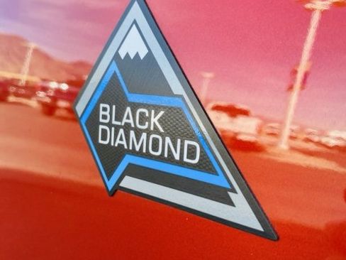 Used 2023 Ford Bronco Black Diamond image 9