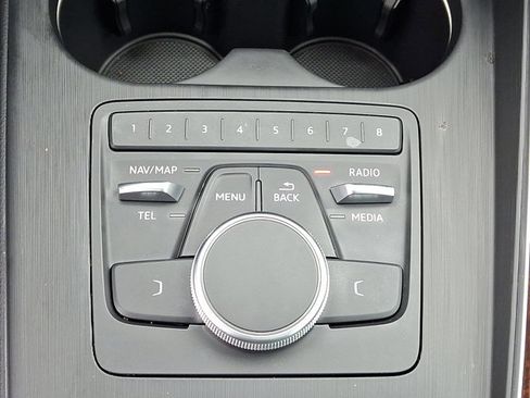 Used 2019 Audi A4 2.0T Premium w/ Convenience Package image 27