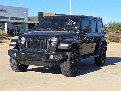 Used 2021 Jeep Wrangler Unlimited Sahara image 7