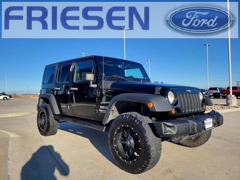 Used 2013 Jeep Wrangler Unlimited Sport image 3