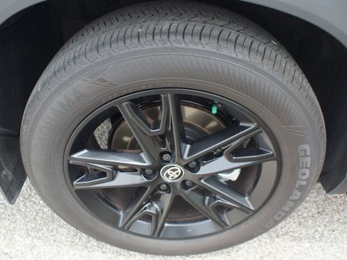 Used 2026 Toyota Grand Highlander AWD Hybrid image 27