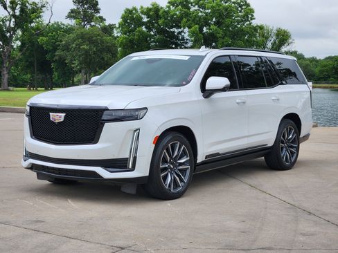 Certified 2023 Cadillac Escalade Sport Platinum w/ LPO, Floor Liner Package AWD/4WD image 2