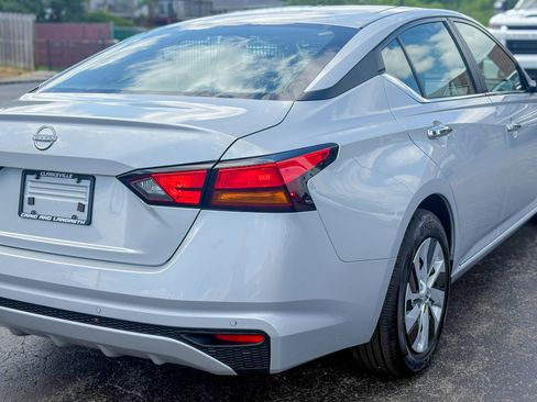 Used 2024 Nissan Altima 2.5 S FWD image 17