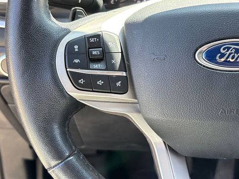 Used 2021 Ford Explorer XLT w/ Equipment Group 202A image 18