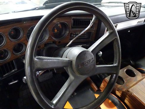 Used 1987 GMC Jimmy 4WD image 25