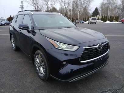 New 2026 Toyota Highlander Platinum