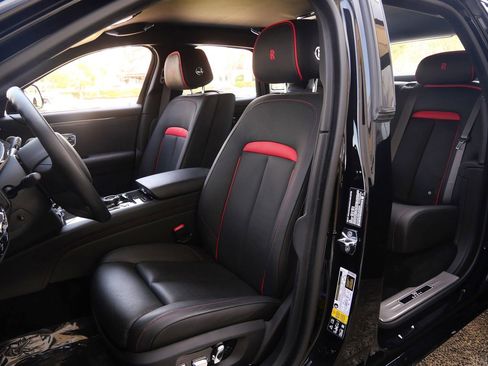 Certified 2022 Rolls-Royce Ghost Black Badge image 30