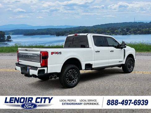 Used 2024 Ford F250 Platinum AWD/4WD image 3