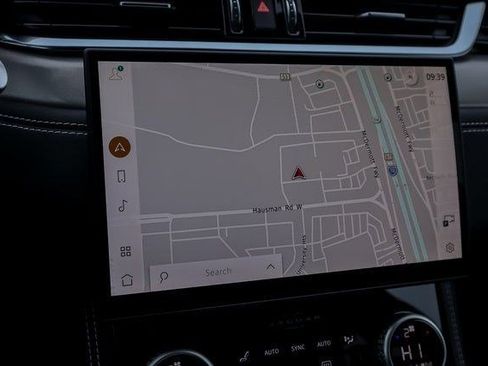 New 2025 Jaguar F-PACE R-Dynamic S image 16