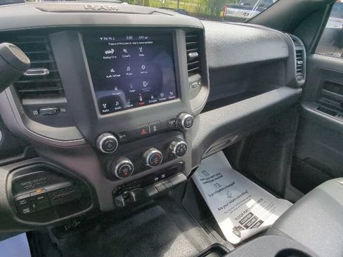Used 2021 RAM 2500 Tradesman w/ Chrome Appearance Group AWD/4WD image 15
