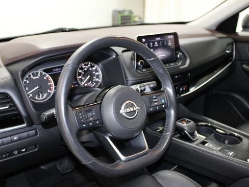 Used 2023 Nissan Rogue SL image 17