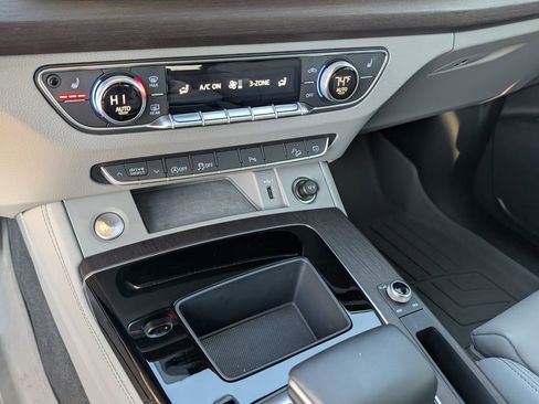 Used 2022 Audi Q5 2.0T Premium Plus image 25