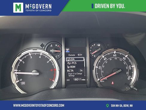 Used 2023 Toyota 4Runner Limited AWD/4WD image 41
