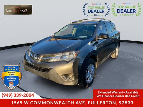Used 2015 Toyota RAV4 LE FWD image 2