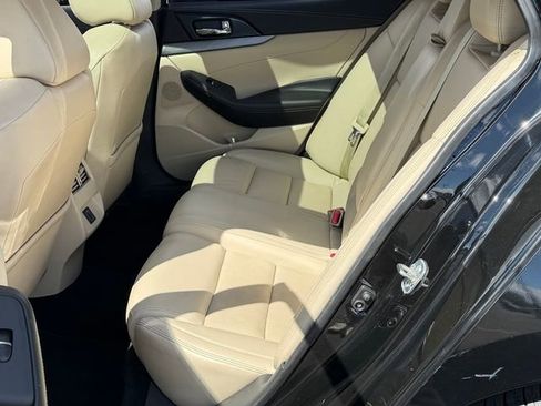 Used 2018 Nissan Maxima 3.5 SL FWD image 22