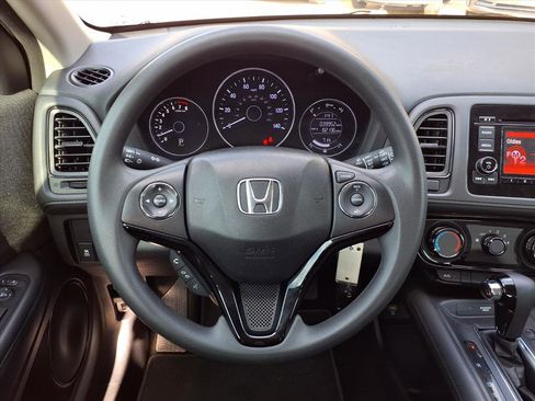 Used 2019 Honda HR-V LX image 14
