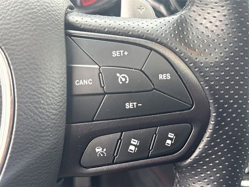 Used 2024 Dodge Durango GT image 27