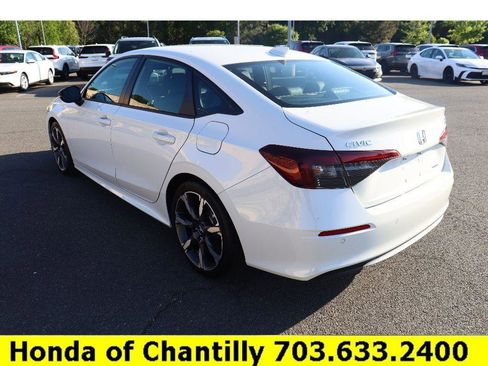Used 2025 Honda Civic Sport Touring image 5