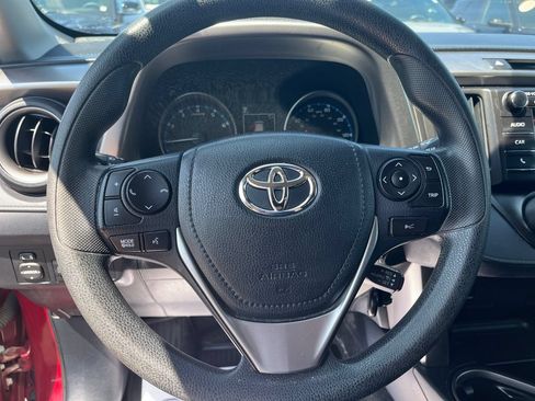 Used 2018 Toyota RAV4 LE w/ All Weather Liner Package AWD/4WD image 16