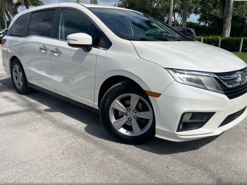 Used 2018 Honda Odyssey EX-L image 3