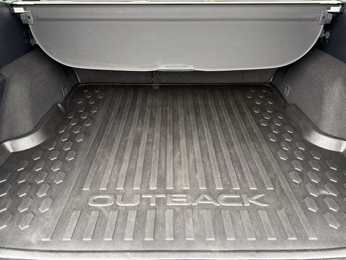 Used 2025 Subaru Outback Premium image 14