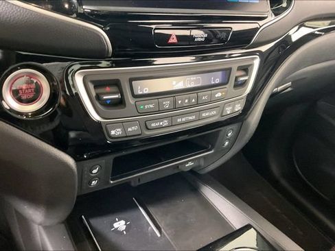 Used 2026 Honda Ridgeline Black Edition image 15