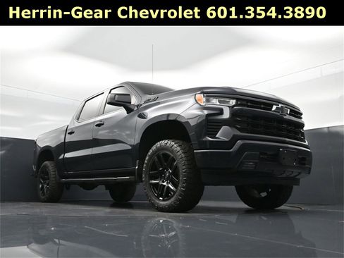 Used 2022 Chevrolet Silverado 1500 RST w/ Z71 Off-Road Package image 45