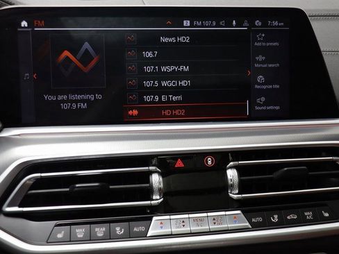 Used 2022 BMW X6 xDrive40i w/ Premium Package image 8