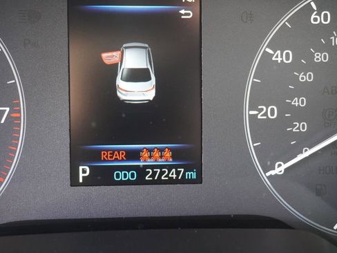 Certified 2025 Toyota Corolla LE image 12