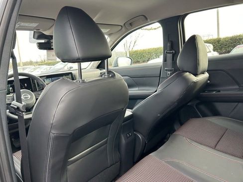 New 2025 Nissan Kicks SR w/ Illumination Package AWD/4WD image 21