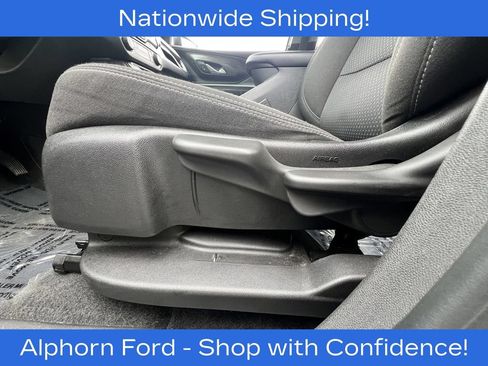Used 2024 GMC Terrain SLE AWD/4WD image 26