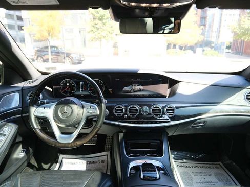 Used 2019 Mercedes-Benz S 560 4MATIC Sedan image 33