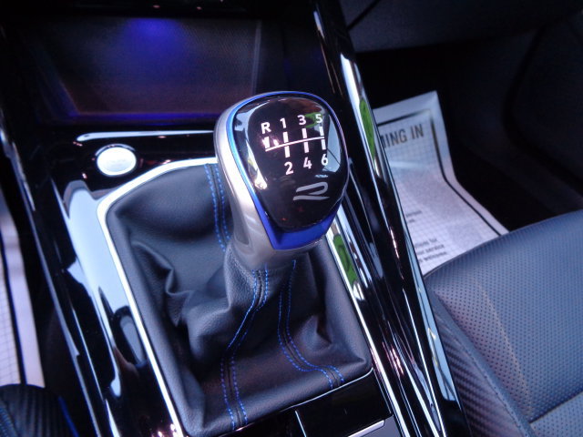 Used 2024 Volkswagen Golf R AWD/4WD image 12