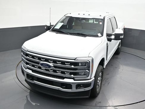 Used 2023 Ford F250 Lariat w/ Lariat Ultimate Package AWD/4WD image 22