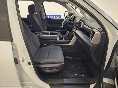 Used 2022 Toyota Tundra SR5 image 29